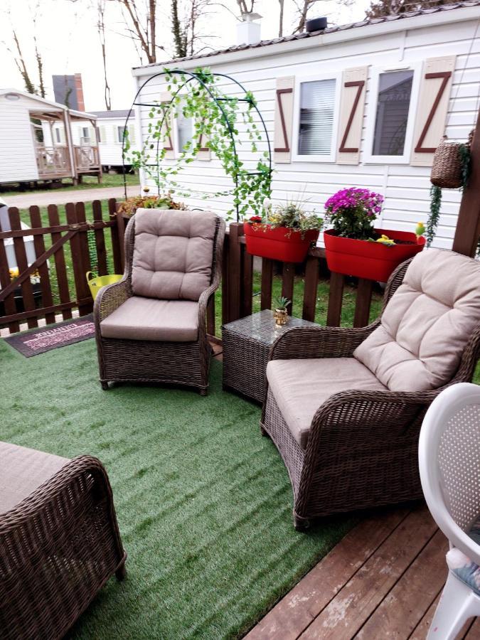 Anne Marie Vous Accueilles Dans Son Logement Familiale Pour 6 Personnes 3 Chambres Confortable Proche D Europa Park A Boofzheim Dans Camping 3 Etoiles المظهر الخارجي الصورة