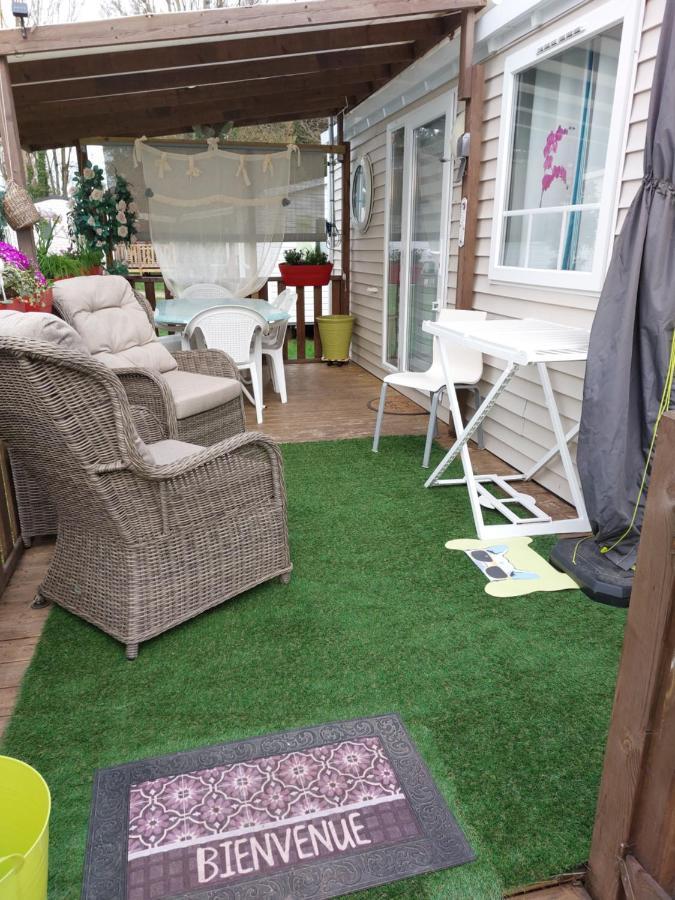 Anne Marie Vous Accueilles Dans Son Logement Familiale Pour 6 Personnes 3 Chambres Confortable Proche D Europa Park A Boofzheim Dans Camping 3 Etoiles المظهر الخارجي الصورة